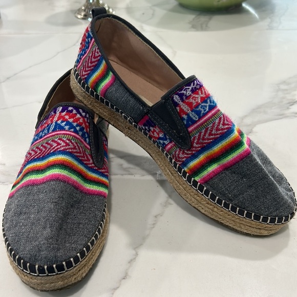 Inkkas Colorful Espadrill Slip On. Size 9W/7M - Picture 7 of 10